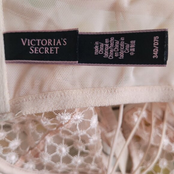 Victoria's Secret Unlined Strappy Starburst Plunge Bra in Champagne-34D - Picture 6 of 8